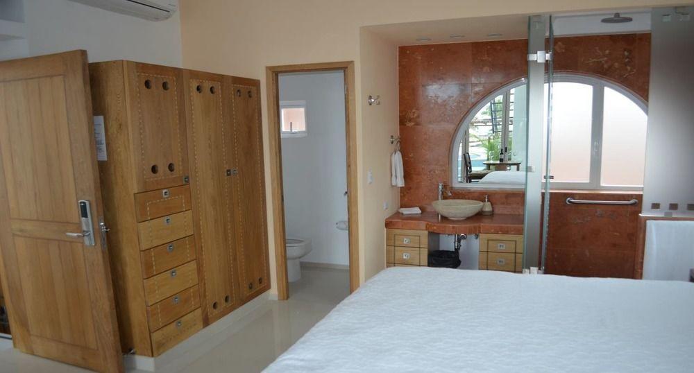 Hotel Andales On The Bay Suites Пуерто Валярта Екстериор снимка